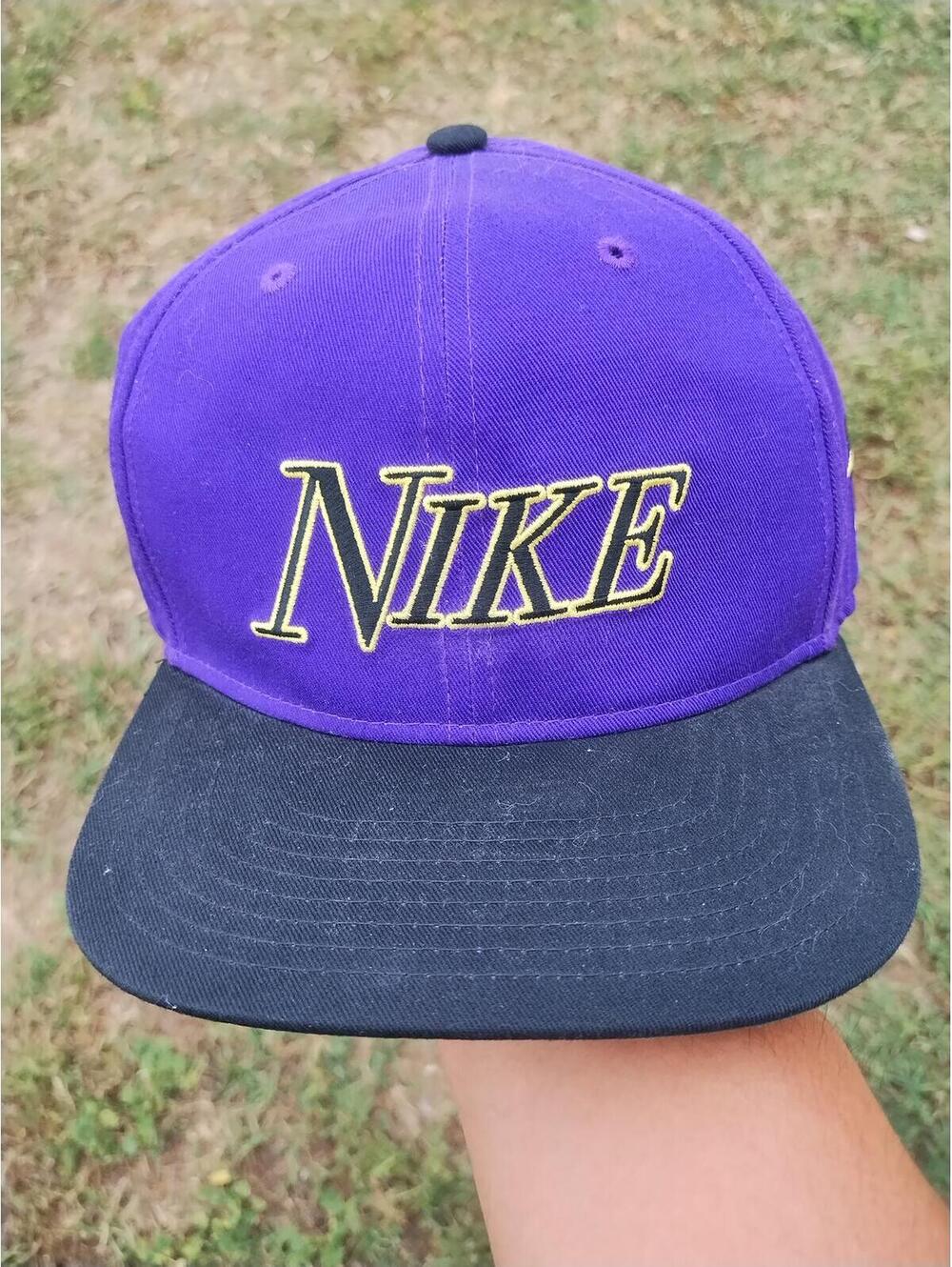 Sports specialties‎ Nike embroidered snapback hat